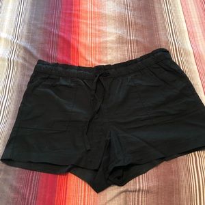 Loft extra large cargo shorts